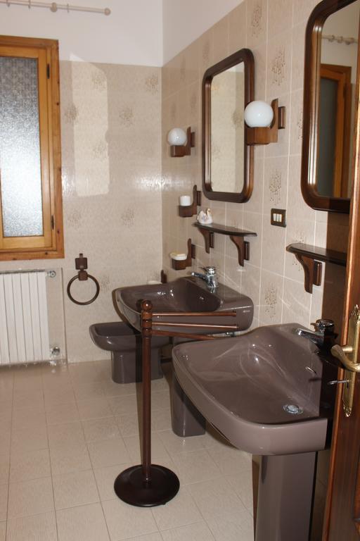Apartamento House In Caramagna Imperia Habitación foto